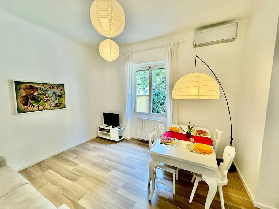 Grazioso Appartamento Vicino Al Centro Monza Apartman